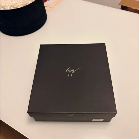 Giuseppe Zanotti Blush Pink Croc-Embossed Strappy Stiletto Sandals Size 38 - Picture 7 of 14